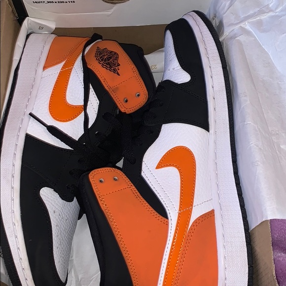 jordan 1 mid shattered backboards